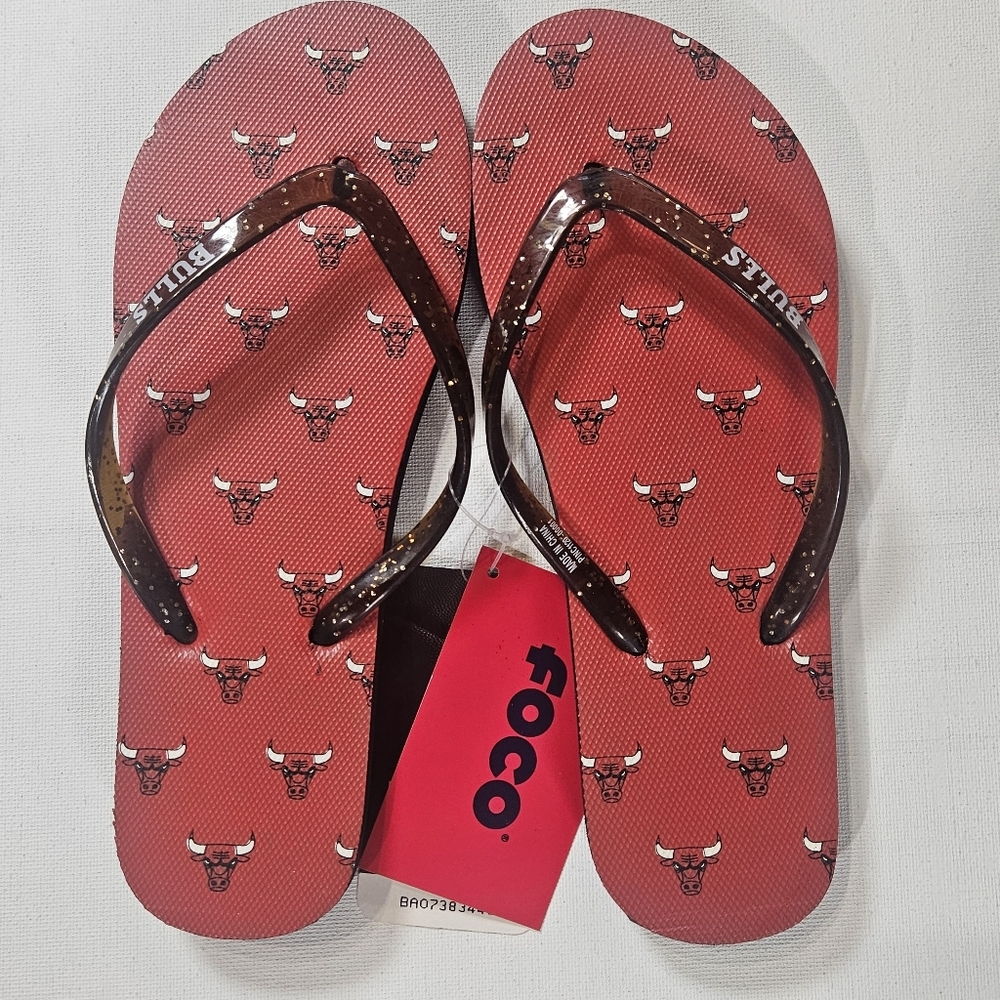Chicago Bulls Flip Flops Sandal Womens Small Red Black NBA Team Licensed Product